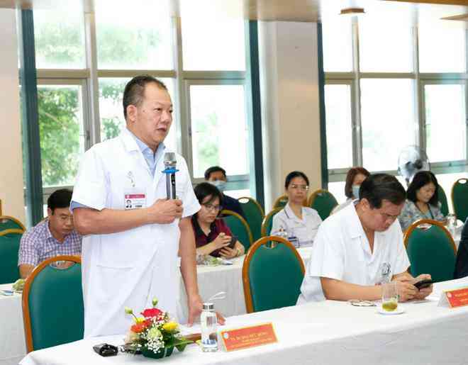 Tháng 8 vừa qua, lãnh đạo Bệnh viện Bạch Mai đề xuất Bộ Y tế xin dừng thí điểm tự chủ toàn diện