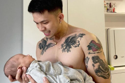 Đàn ông - "Ông bố gen Z" có thu nhập "khủng" nhờ hướng dẫn phối đồ cho nam trên Tik Tok