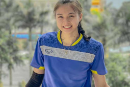 "Búp bê của làng bóng chuyền Việt Nam": cao gần mét 8, xinh như minh tinh