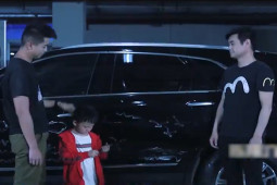 Clip hài hước - Con trai vẽ bậy lên ô tô người ta, ông bố có hành động khó tin