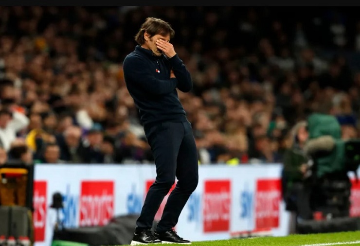 HLV Conte ám chỉ rằng ông có thể rời Tottenham