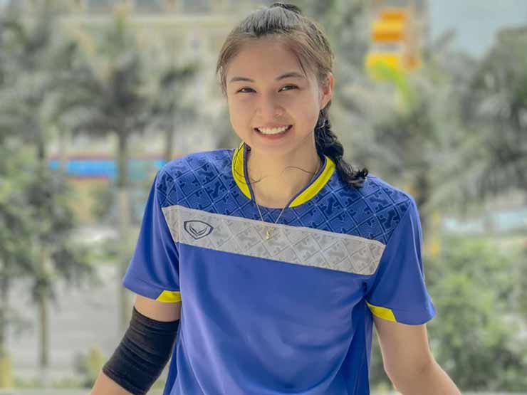 Làm đẹp - "Búp bê của làng bóng chuyền Việt Nam": cao gần mét 8, xinh như minh tinh