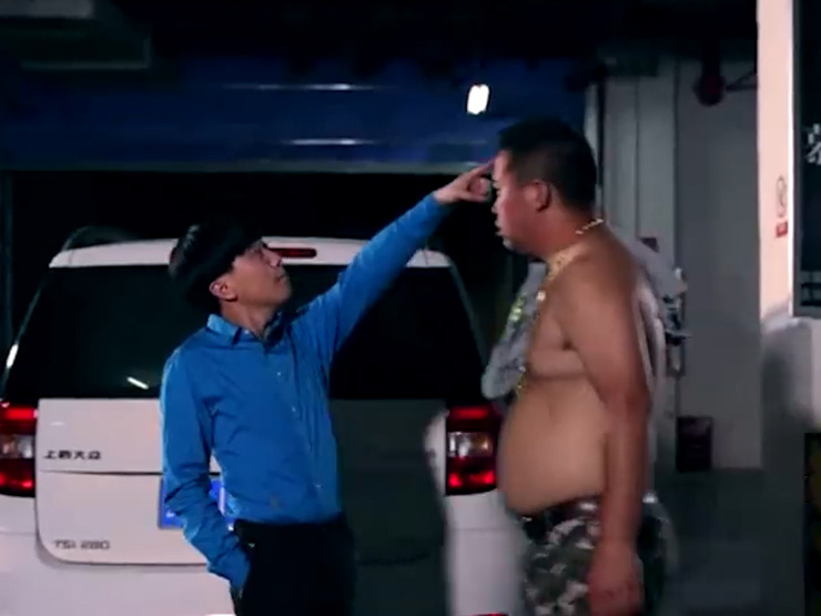 Clip hài hước - Thanh niên hổ báo gặp phải "báo thật" và cái kết khó đỡ