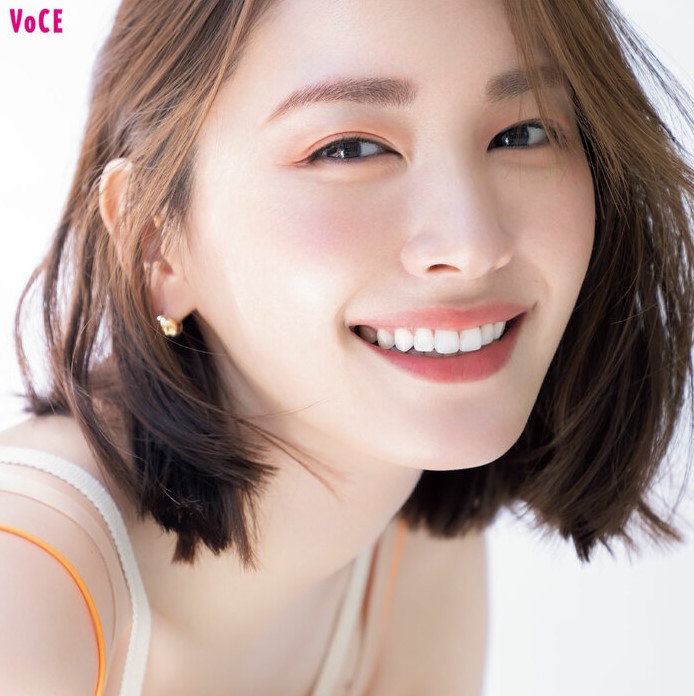 Vẻ đẹp của&nbsp;Yui Aragaki được nhận xét là thuần khiết.