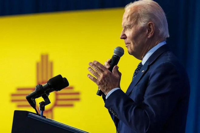 Tổng thống Mỹ Joe Biden phát biểu trong một cuộc vận động cử tri ở thành phố Albuquerque, bang New Mexico ngày 3-11. Ảnh: THE NEW YORK TIMES