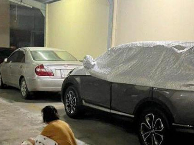 Pháp luật - Điều tra vụ cô gái trẻ rơi từ tầng cao chung cư ở TP.HCM