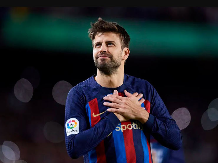 Pique khóc giã biệt sân Nou Camp, nói gì về lần cuối ra sân cho Barcelona?