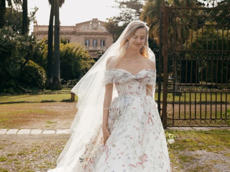 Cùng update ngay 6 phong cách váy cô dâu đẹp lim tim của mùa cưới 2023