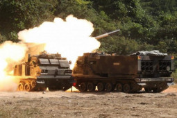 Media - Sức công phá kinh ngạc của pháo phóng loạt hạng "khủng" M270