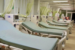 Tin tức trong ngày - Hàng loạt máy hỏng, bệnh nhân phải chạy thận lúc nửa đêm