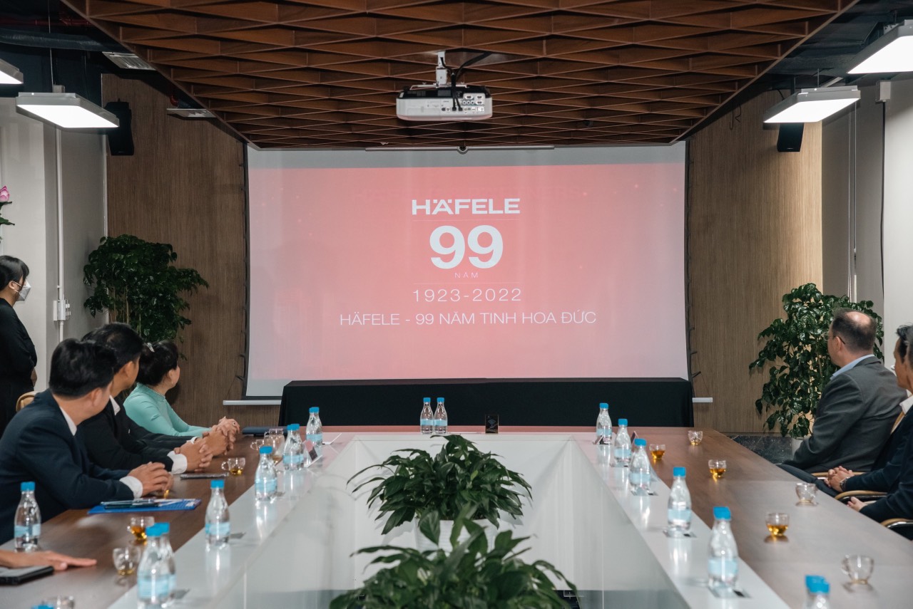 Häfele là thương hiệu cung cấp thiết bị bếp, phụ kiện nội thất, cửa đi, khóa điện tử cho các dự án của Tập đoàn Charm Group.