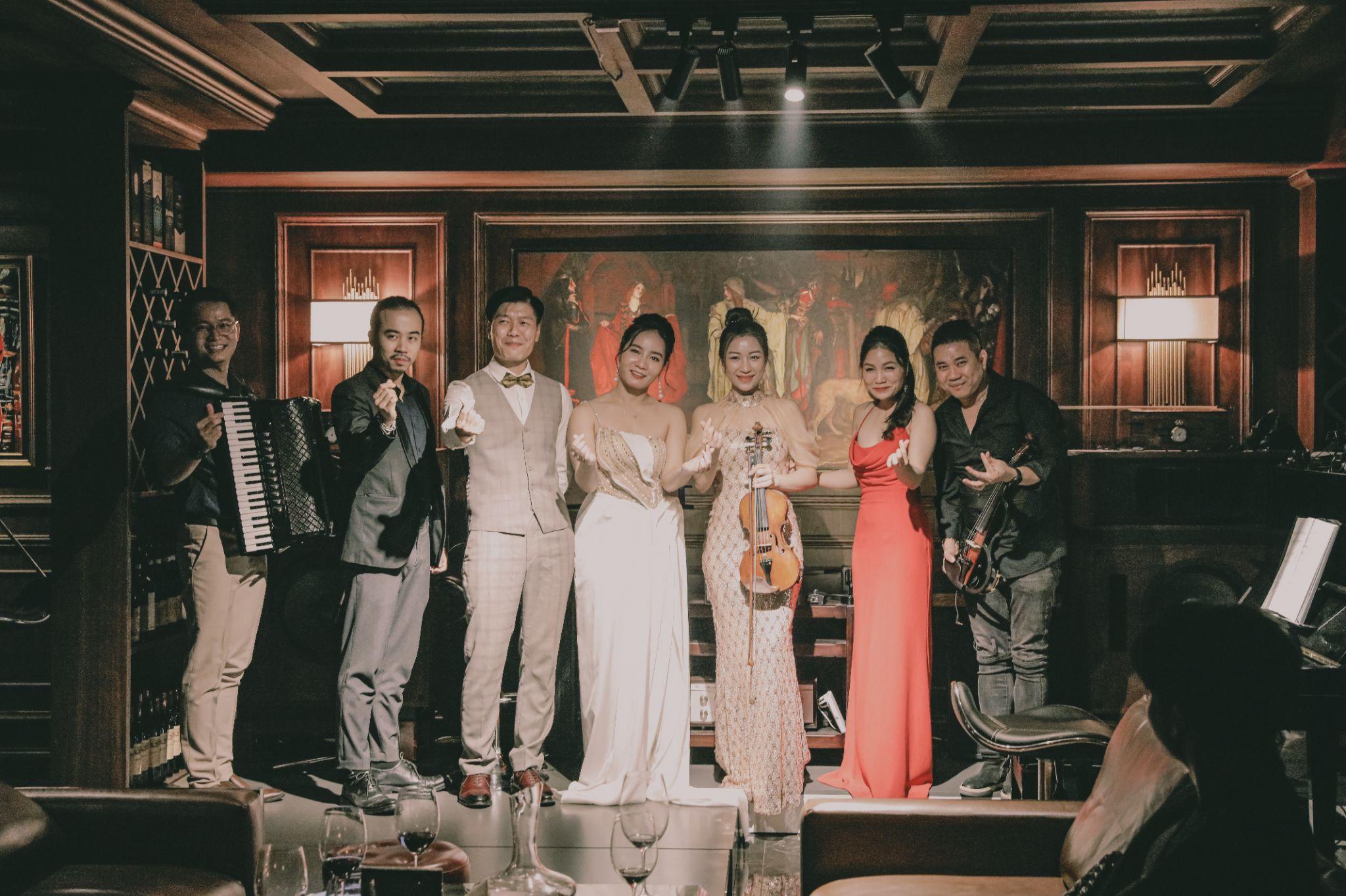 Đắm mình trong những bản nhạc Jazz bất hủ tại The Continental Lounge - 3