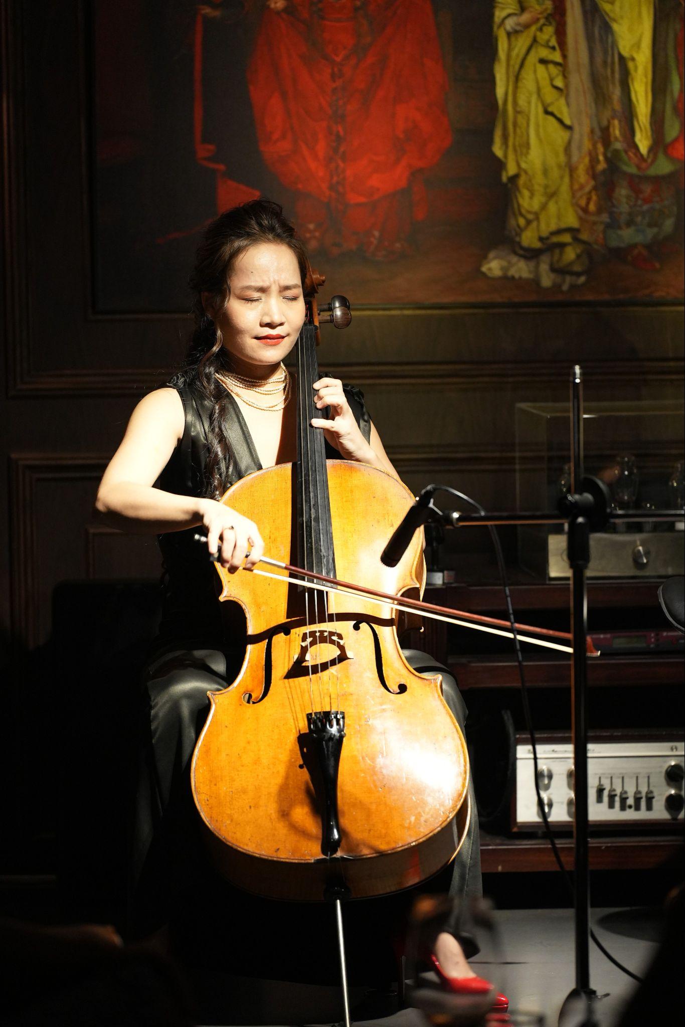 Đắm mình trong những bản nhạc Jazz bất hủ tại The Continental Lounge - 4