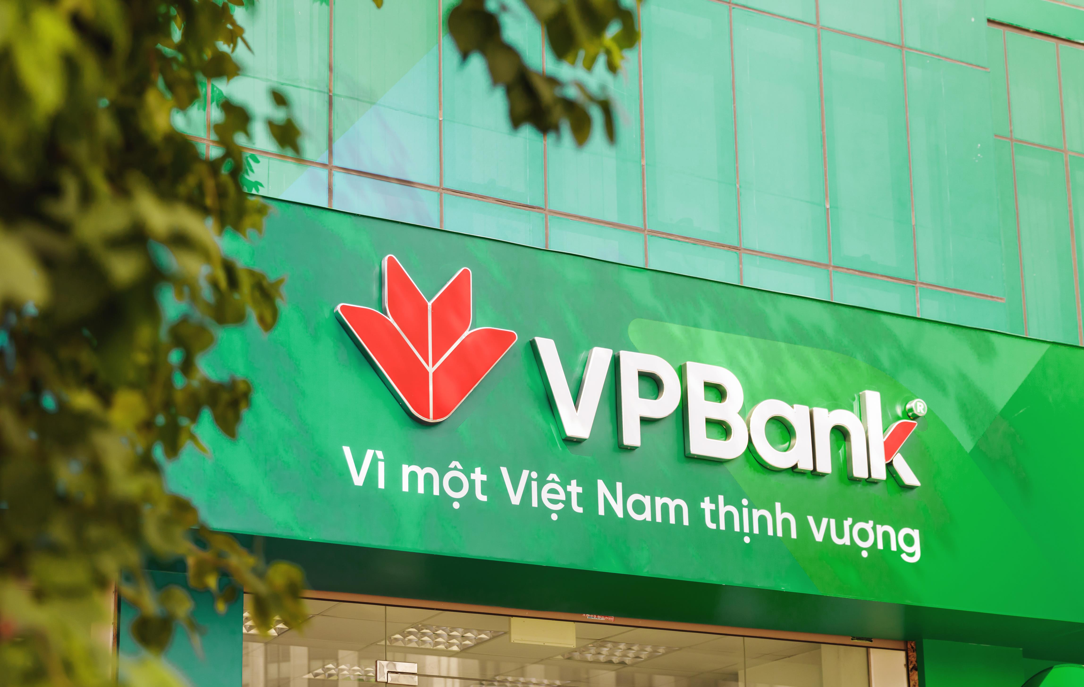 Doanh nghiệp trả lương cho nhân viên qua VPBank: “Lợi đủ đường” - 1