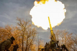 Thế giới - Tổng thống Mỹ Biden nói Ukraine tự quyết chuyện nhượng đất