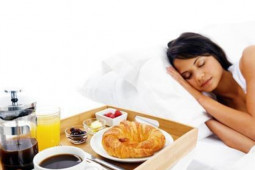 Sức khỏe đời sống - Sai lầm khi ăn sáng biến thực phẩm thành "kẻ thù" tàn phá dạ dày, gan, thận