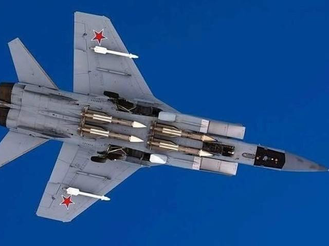 Thế giới - Chiến thuật của tiêm kích MiG-31 Nga đơn giản nhưng Ukraine không dễ đáp trả