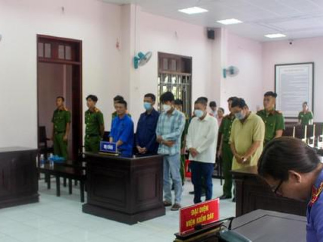 Pháp luật - 5 'cò lúa' lừa đảo bị phạt hơn 44 năm tù