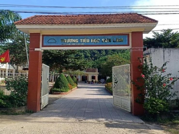 Giáo dục - du học - Vụ phụ huynh vác dao bắt hiệu trưởng xin lỗi: “Thương nhất là 2 đứa trẻ”