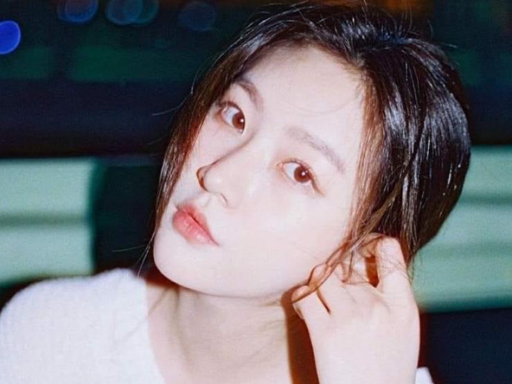 Đời sống Showbiz - Nghệ sĩ đóng băng sự nghiệp vì bê bối đời tư, buộc phải bán hàng mưu sinh