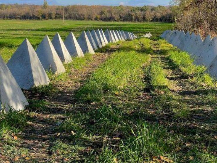 Thế giới - Phương Tây hoài nghi về tuyến phòng thủ 'răng rồng' Nga thiết lập tại Ukraine