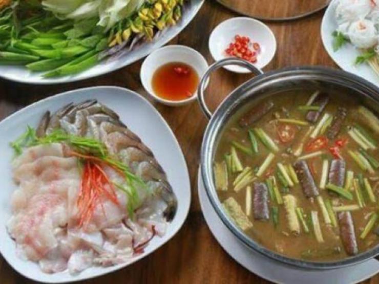 Tạm đình chỉ phó phòng văn hóa đăng Facebook làm ảnh hưởng du lịch Cần Thơ