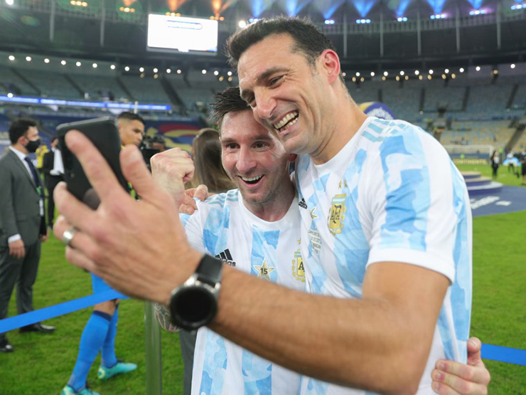 HLV Argentina lên tiếng chấn thương Messi, bác bỏ siêu sao đá World Cup lần cuối
