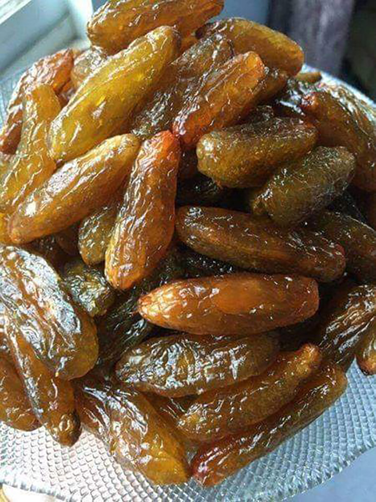 Theo khảo sát, mứt khế tàu có giá lên tới 200.000 đồng/kg

