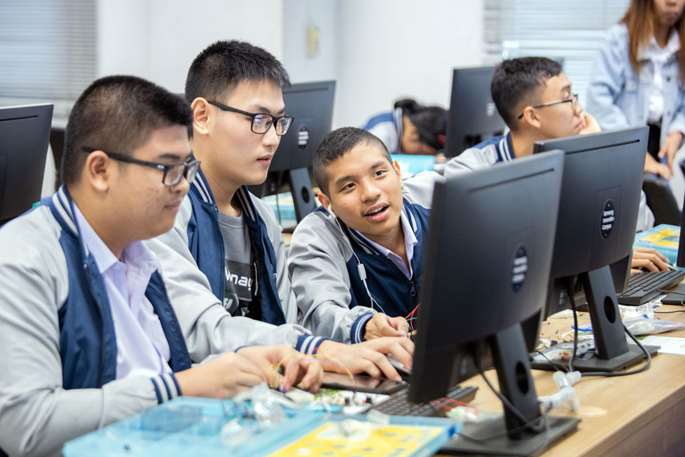 Samsung Innovation Campus trang bị cho người trẻ hành trang để làm chủ tương lai trong thời đại mới.