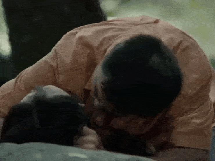 Phim - Nhan sắc người đẹp 50 tỷ trong phim gây tranh cãi nhất về "cảnh nóng" ở rừng sâu