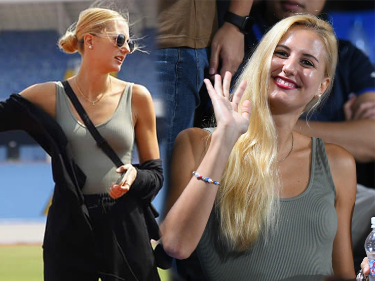 Giải trí - Người đẹp Tây làm "sáng bừng" sân Hàng Đẫy có lấn át bà xã cầu thủ Viettel?