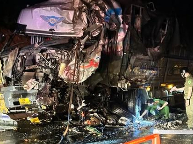 Tin tức trong ngày - Vụ tai nạn làm 15 người thương vong: Bắt tài xế xe giường nằm