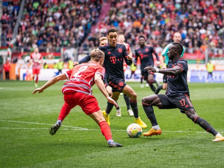 Mane sa sút ở Bayern Munich, fan đòi bán ngay sang Trung Quốc