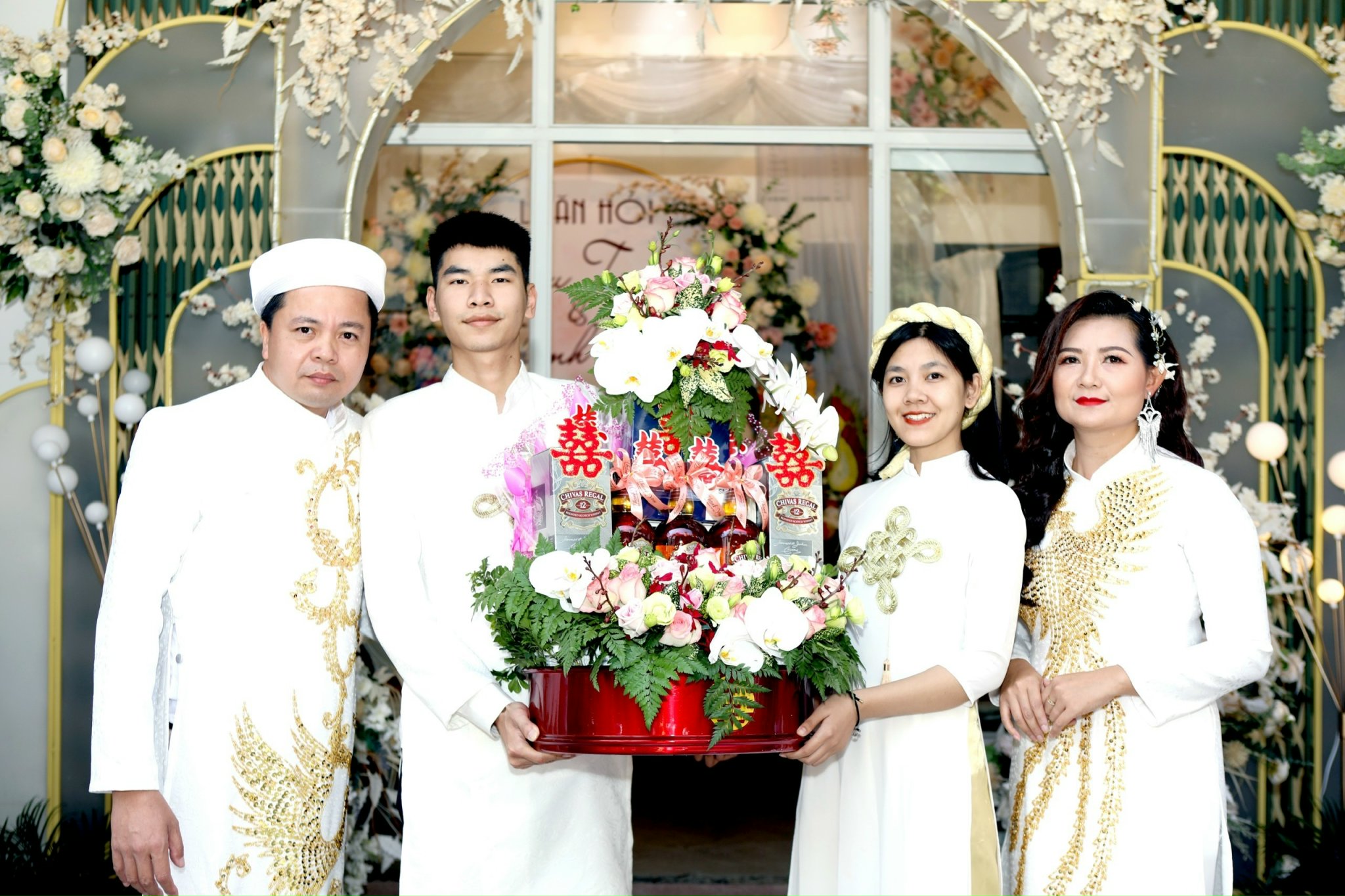 "Búp bê 8X" Triệu Trang kết hôn Tổng giám đốc tập đoàn địa ốc - 3