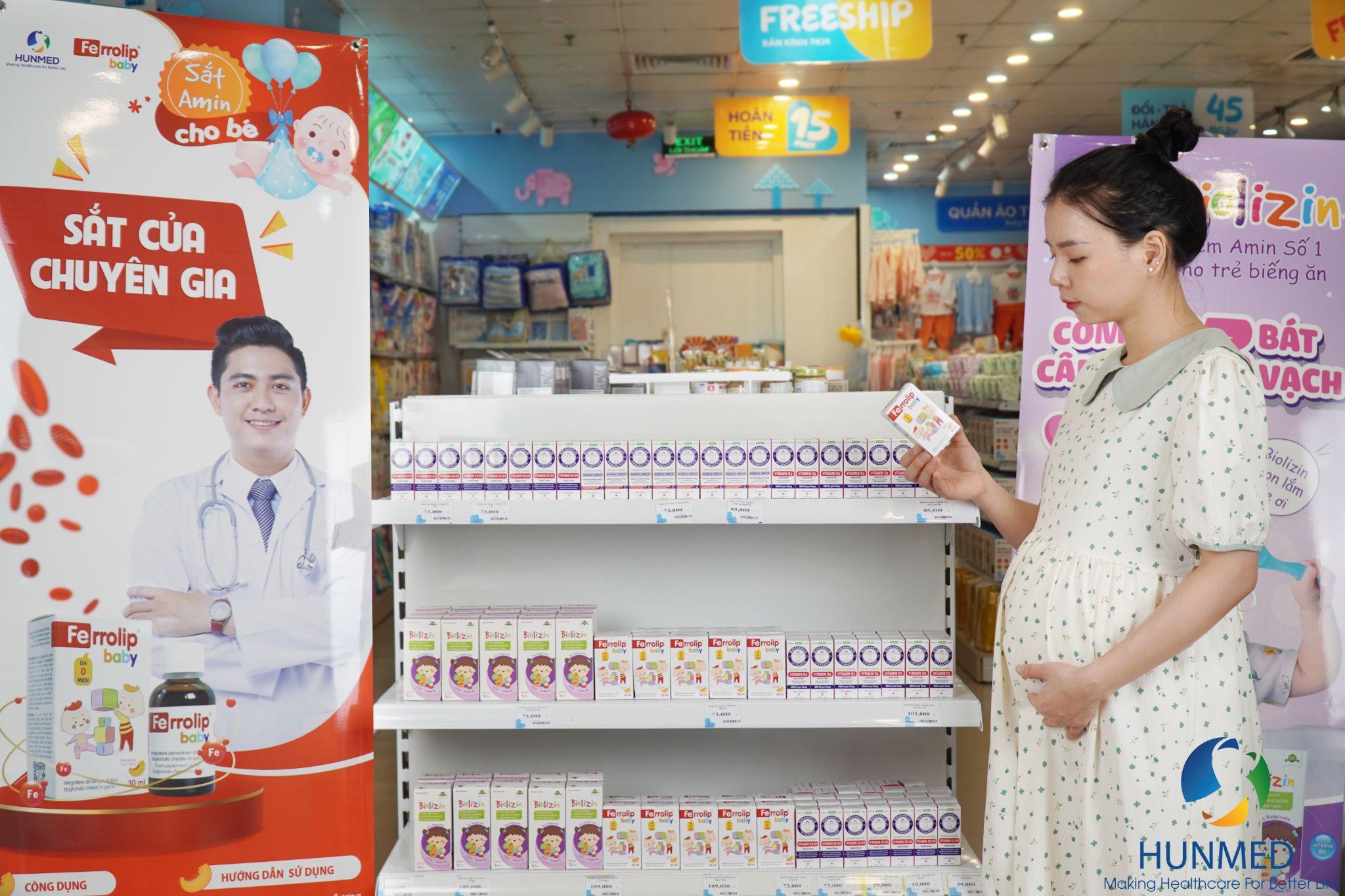 Nhiều sản phẩm “quen mặt” của Hunmed đã “lên kệ” tại Kids Plaza