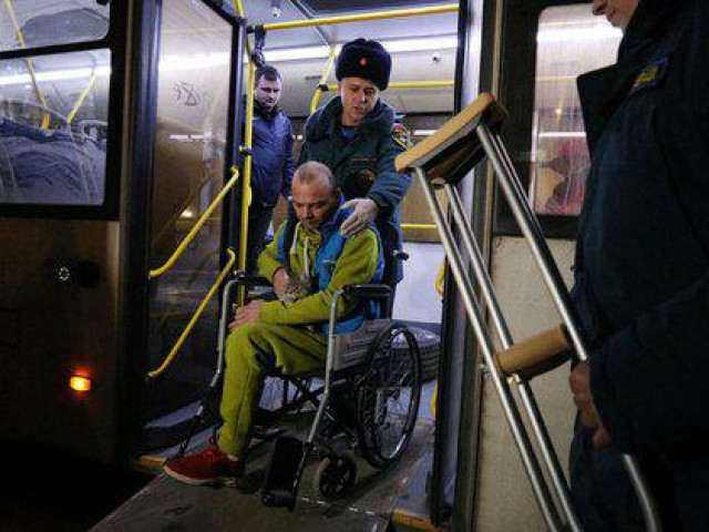 Thế giới - Nga khẳng định chủ quyền ở Kherson sau khi rút quân