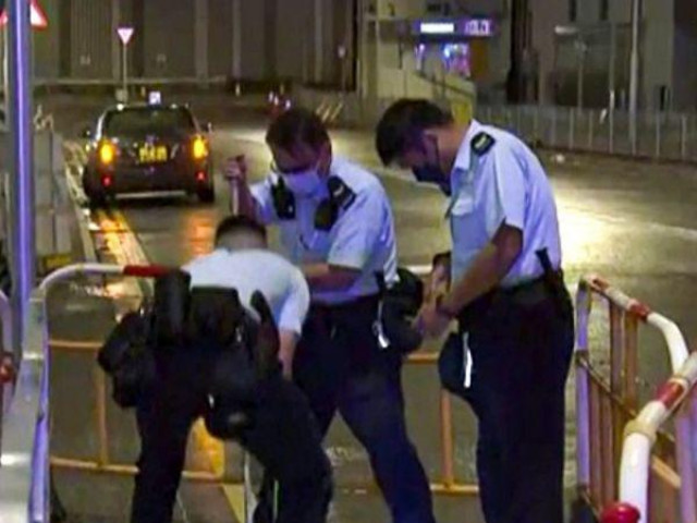 Phi thường - kỳ quặc - Người đàn ông 67 tuổi gặp cái kết thương tâm khi cố nhặt chiếc ví đánh rơi