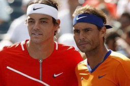 Thể thao - Nadal lộ ảnh lần đầu làm &quot;bố bỉm sữa&quot;, gặp khó khi ra quân ATP Finals