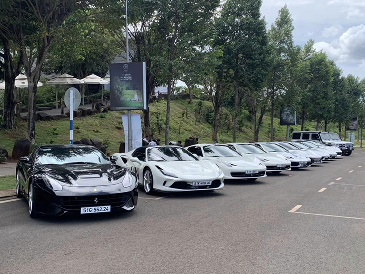 Ngắm xe - Chiêm ngưỡng dàn "ngựa chiến" hơn 100 tỷ đồng của ông Đặng Lê Nguyên Vũ