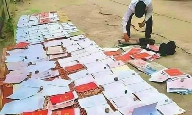 Môi giới bày sổ đỏ để quay TikTok ngày càng nhiều