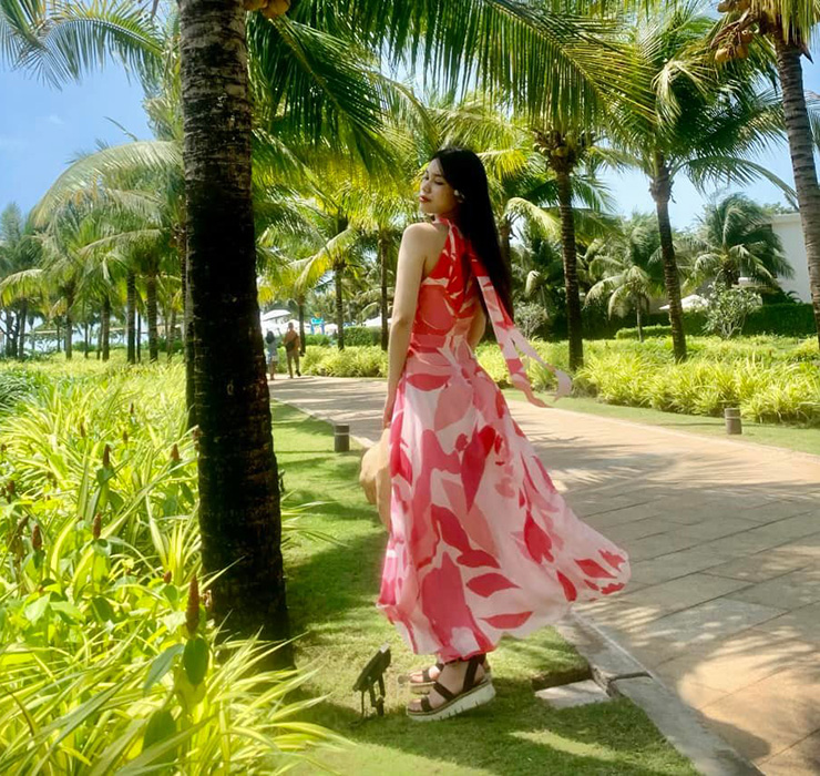 Nhưng cũng chính những yếu tố này của bóng bàn giúp Thùy Chi ngoài có được một sức khỏe tốt, cơ thể thon gọn mà rèn luyện được khả năng ứng biến, xử lý nhanh các tình huống trong cuộc sống.