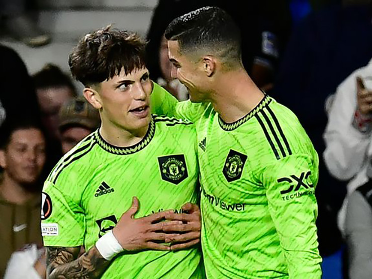 Bóng đá - Tin mới nhất bóng đá tối 13/11: Garnacho lọt tầm ngắm Barcelona, Ten Hag giúp Rashford “lột xác”