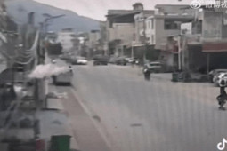 Thế giới - TQ: Xe điện Tesla đột ngột tăng tốc gây chết người, gia đình tài xế nói về dấu hiệu lạ