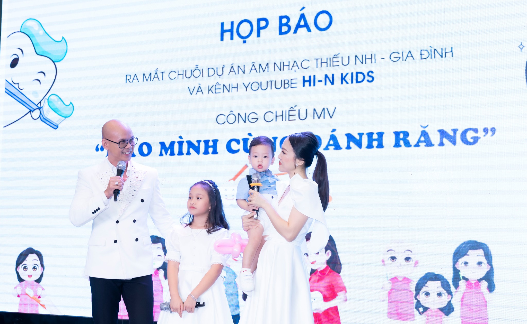 Buổi ra mắt dự án âm nhạc cho thiếu nhi của nam ca sĩ (nguồn: NVCC).