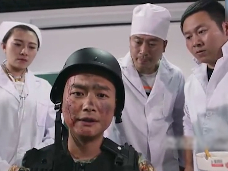 Clip hài hước - Chành trai có dũng khí nhưng sai người sai thời điểm