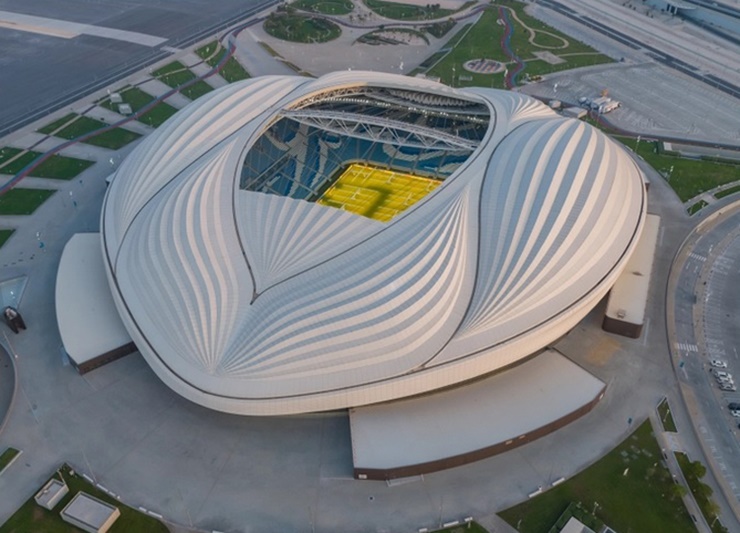 Để phục vụ cho World Cup 2022 diễn ra ở Qatar, nước chủ nhà đã đầu tư hàng triệu USD để xây nhiều công trình trong đó có nhiều sân vận động, đặc biệt có sân với sức chứa tới 86.000 chỗ ngồi.

