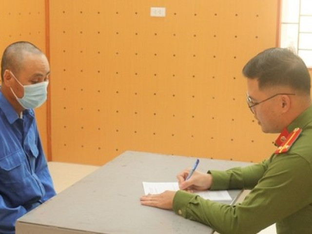 Pháp luật - Mê phim "đen", người đàn ông giở trò đồi bại với 3 bé gái