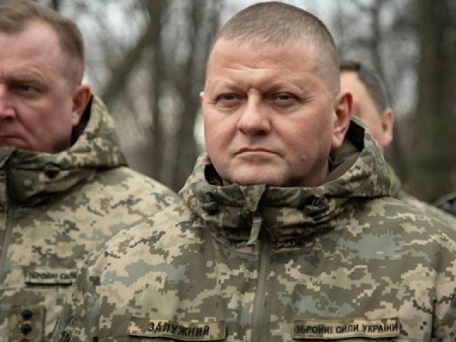 Thế giới - Điện đàm với Mỹ, Tổng tư lệnh Ukraina khẳng định mục tiêu là giải phóng lãnh thổ