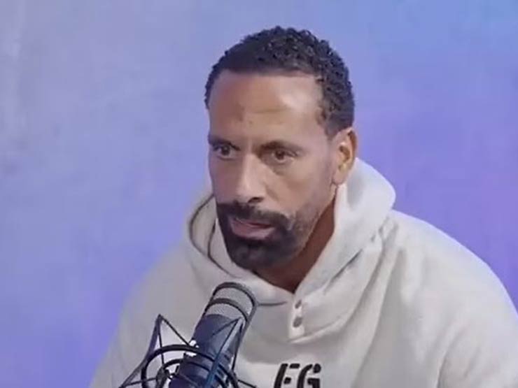 Bóng đá - Ferdinand không muốn bảo vệ Ronaldo, Carragher bóc mẽ ý đồ của CR7 với MU