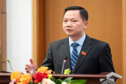 Tin tức trong ngày - Hộ chiếu đã in, bổ sung bị chú "nơi sinh" sẽ xử lý ra sao?